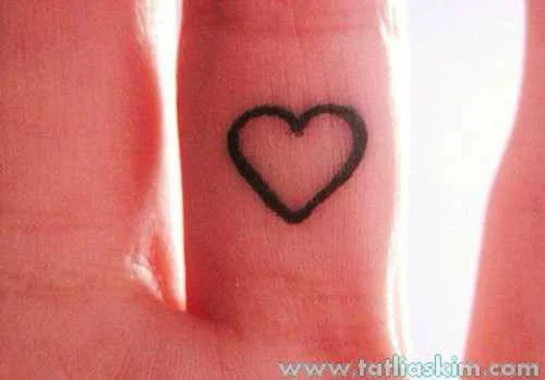 Kolay Çizilen Dövme Şekilleri 2 kolay çizilen kalp tattoo